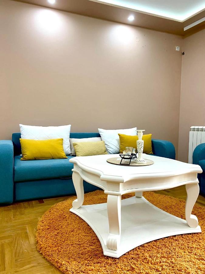 Apartman Diana Sremska Mitrovica Extérieur photo